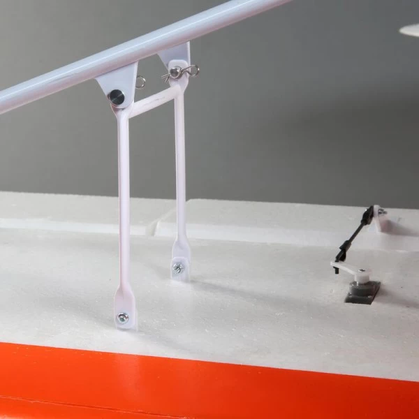 E-Flite 2.0m CZ Cub BNF Basic 13 E-Flite 2.0m CZ Cub BNF Basic – Image 13