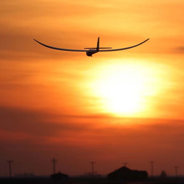 E-Flite Night Radian 2.0m PNP 9 E-Flite Night Radian 2.0m PNP – Image 9