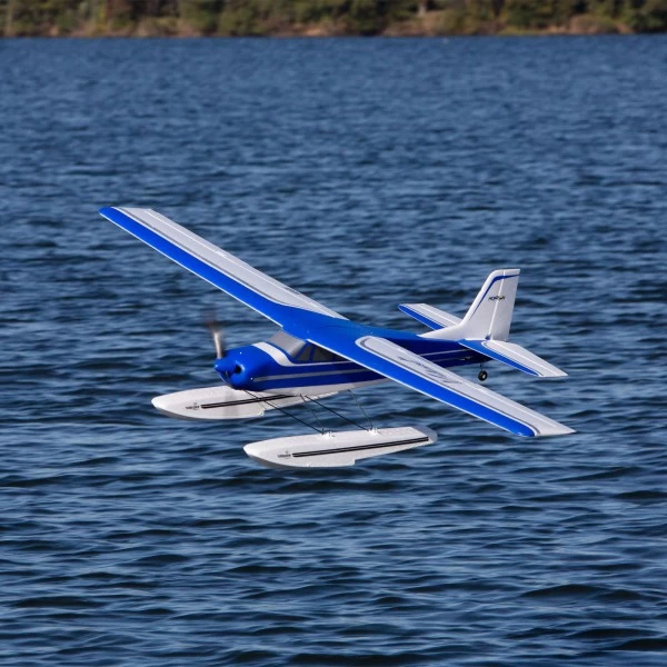 E-Flite Valiant 1.3M BNF Basic With SAFE & AS3X 16 E-Flite Valiant 1.3M BNF Basic With SAFE & AS3X – Image 16